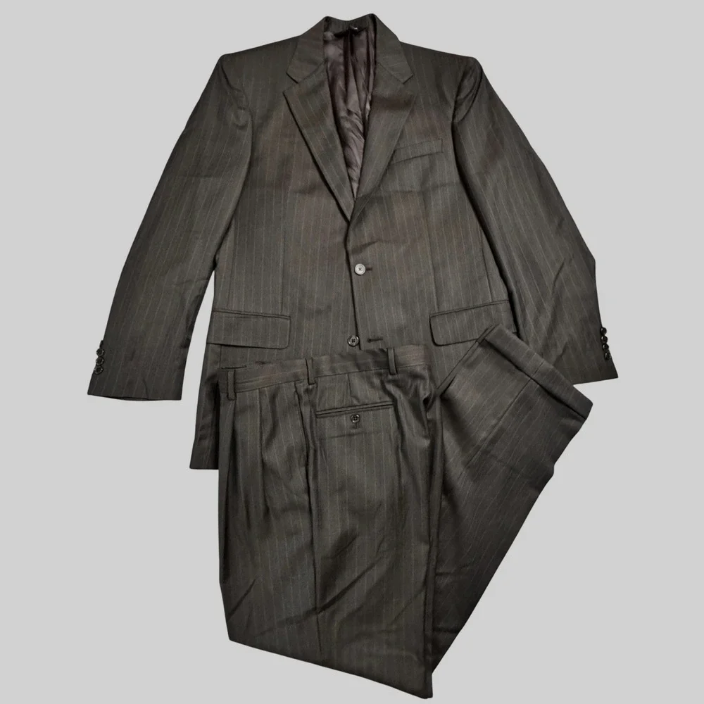 JOS A BANK Signature Collection Mens Wool Pinstripe Suit Jacket and Pants EUC!‎